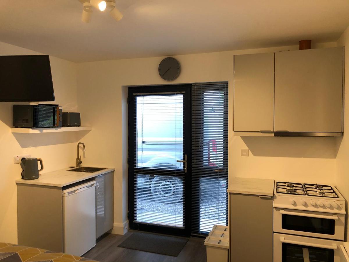 Skellig Port Accommodation - 1 Studio Bed Apartment Portmagee Εξωτερικό φωτογραφία